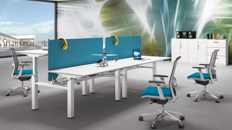 �����k����