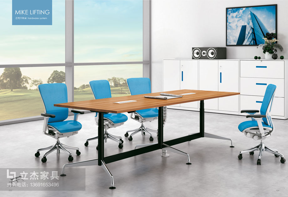 �������h��